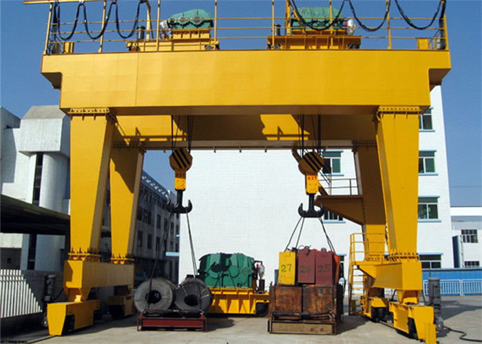 Customized 10 Ton Double Girder Rail Gantry Cranes For Warehouse